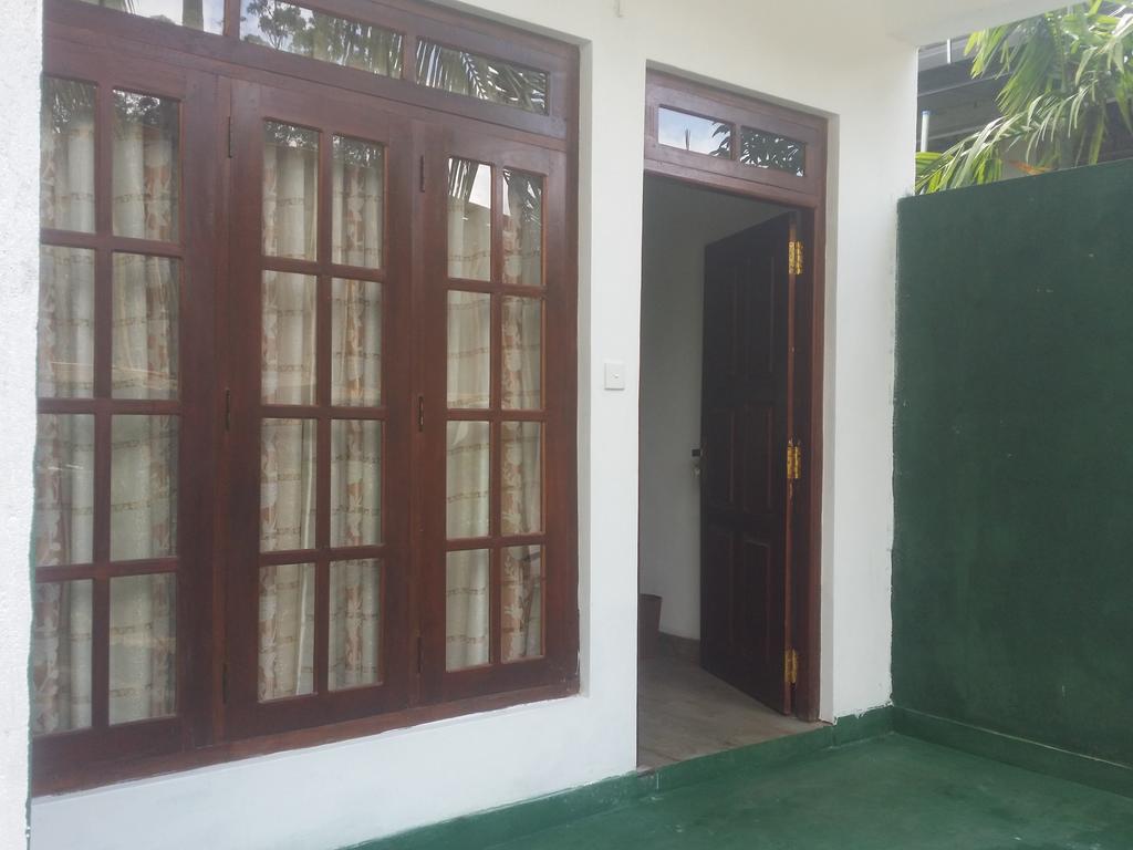 White Heart Ella Exterior foto