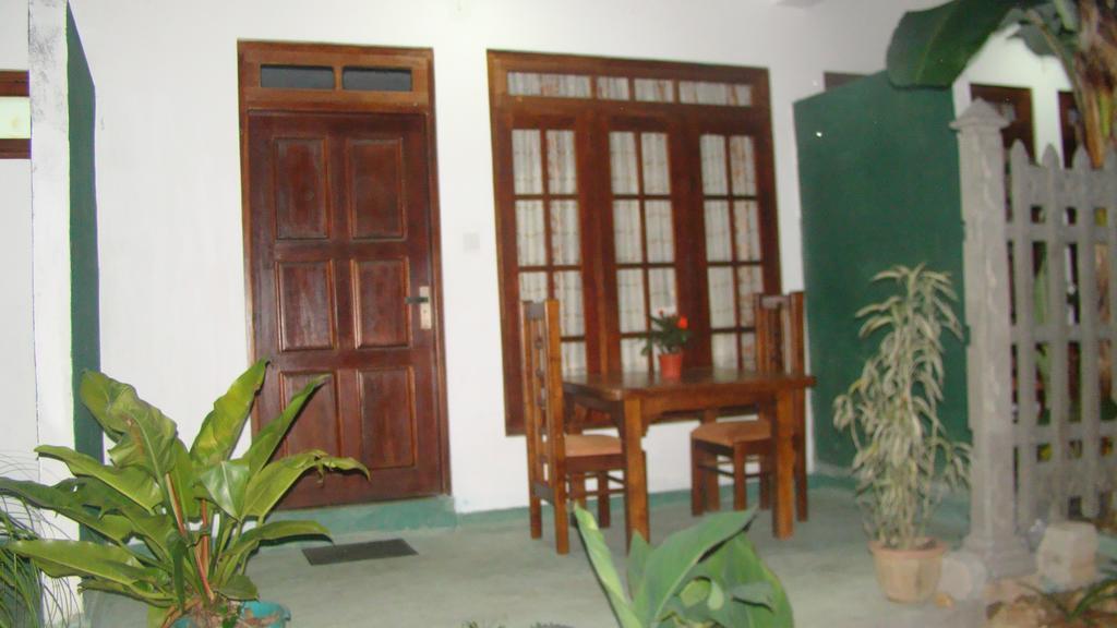 White Heart Ella Exterior foto